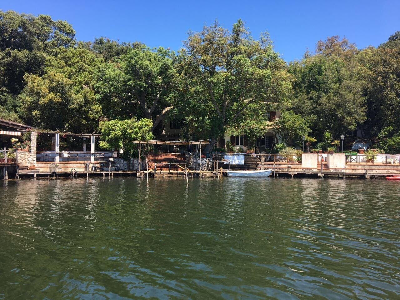 Künstler-Cottage am Lagunensee bei ROM