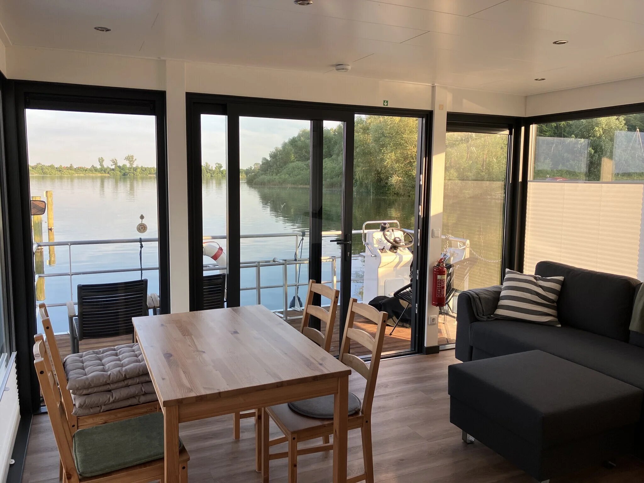 Hauboot Müritz mieten Fru Püttelkow